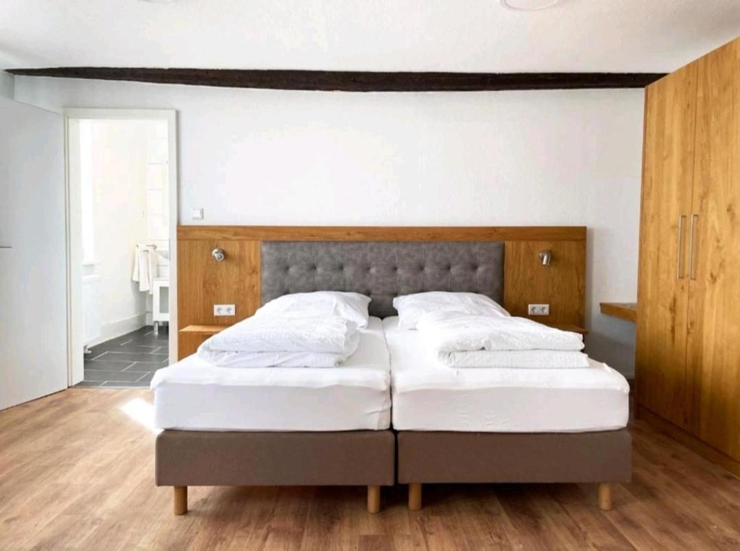 Herr Berge Fritzlar Room photo